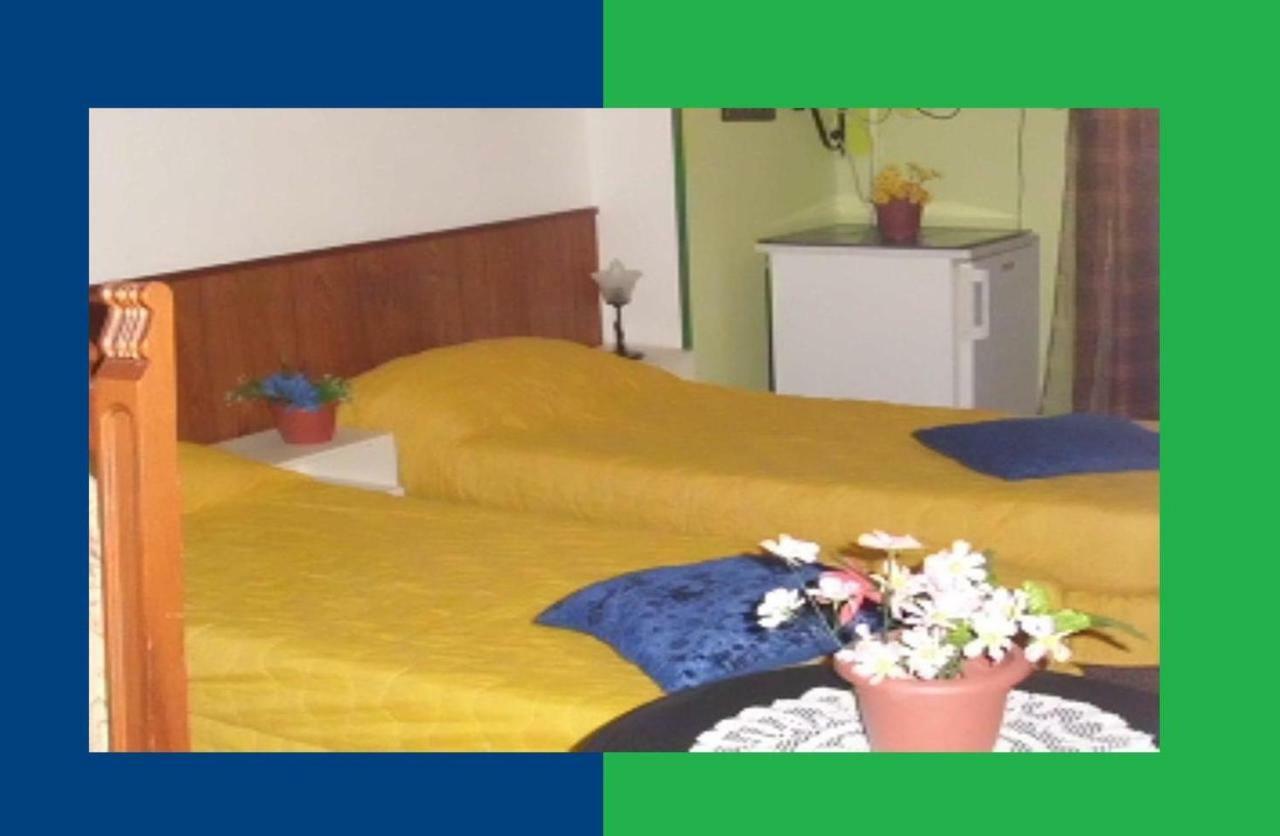Homestay Santa Oliva *